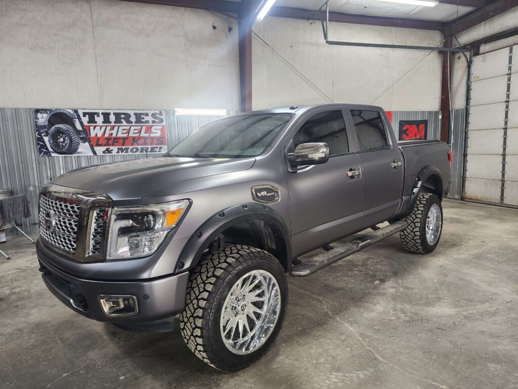Lift kit on new Nissan truck